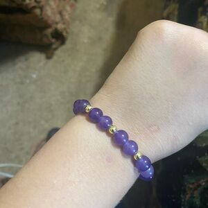 Purple glass bead bracelet